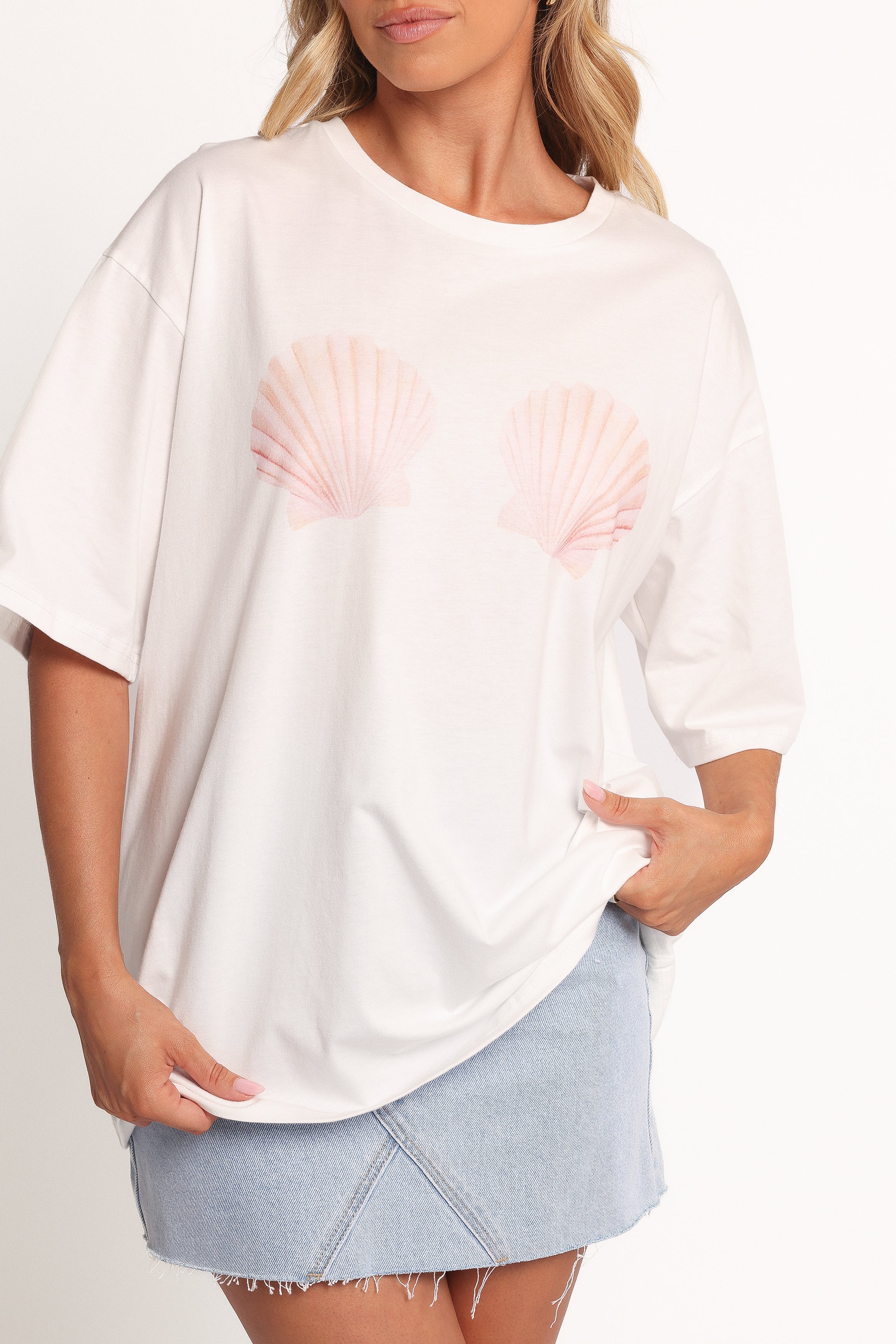 Sammie Graphic Tee - White